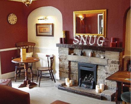 Willoughby Arms Hotell Little Bytham Exteriör bild